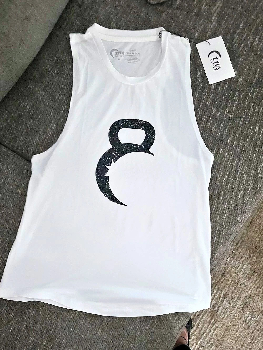 Zyia Active White Kettle Moon Tank Graphic Tank in White Medium NWT
